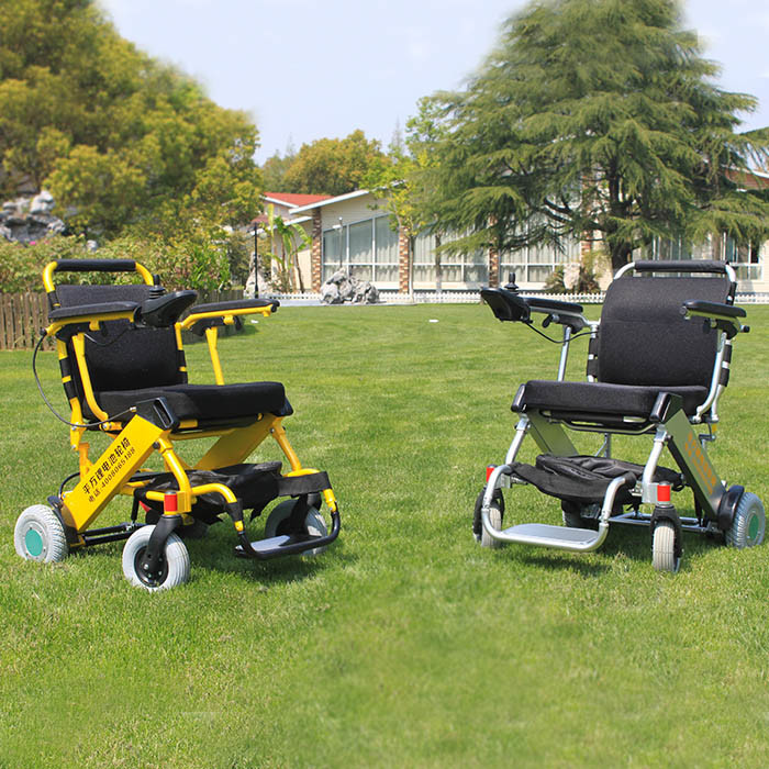 Latest company case about Advantages of electric wheelchair and manual wheelchair car